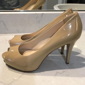 Nine West tan pumps, size 9